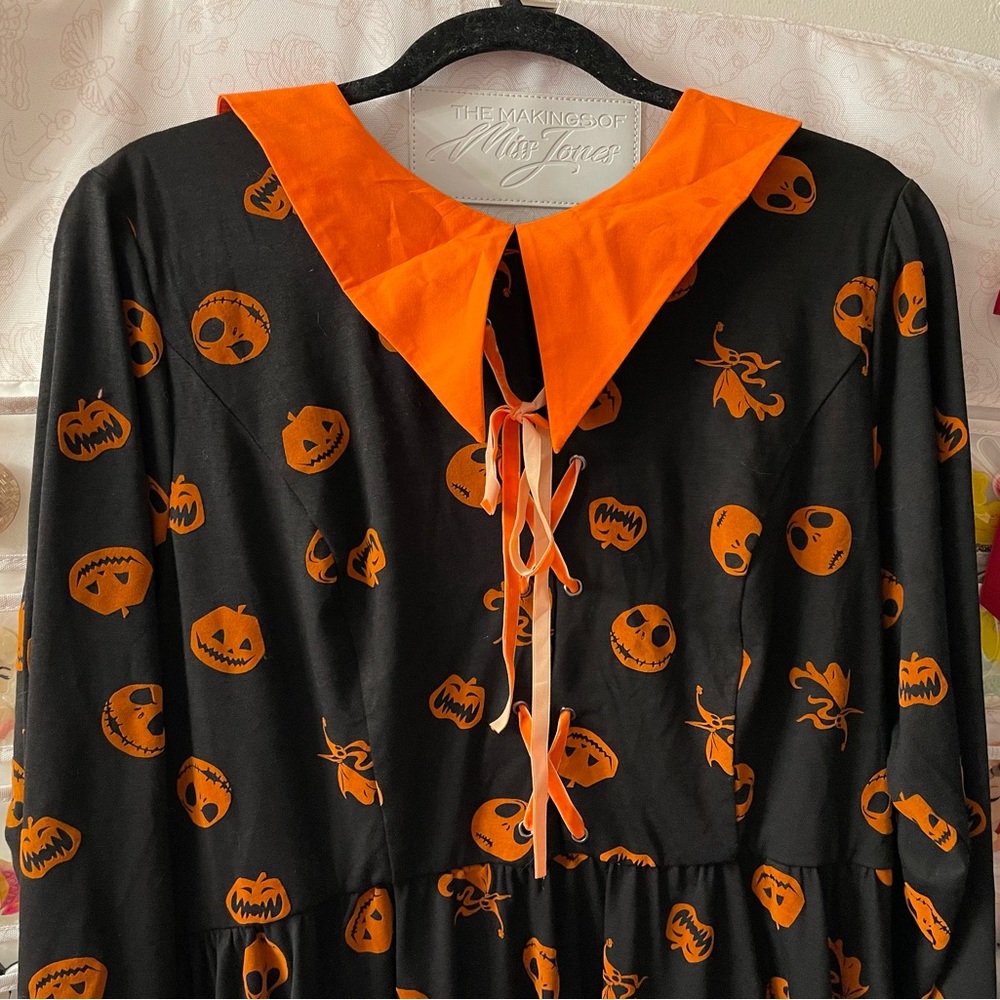 Her Universe The Nightmare Before Christmas Flocked Icons Long-Sleeve Dress - Picture 9 of 12